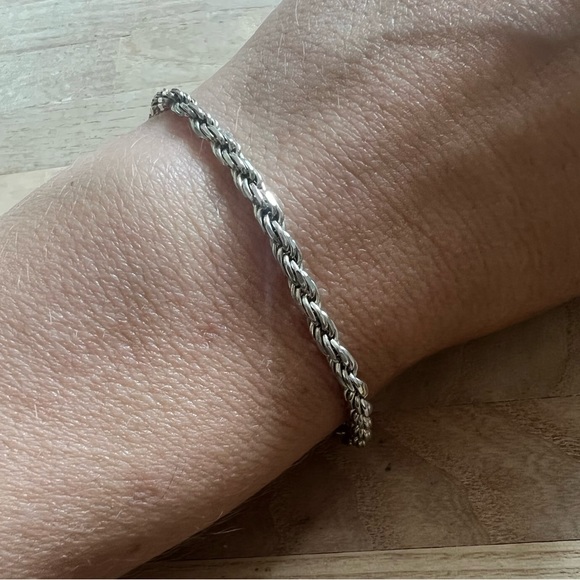 925 Sterling silver diamond cut twisted rope chain bracelet - Picture 8 of 11